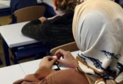 Cum să-i spui unei persoane despre regulile islamului 10