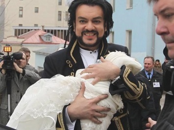 Kirkorov a devenit din nou tată