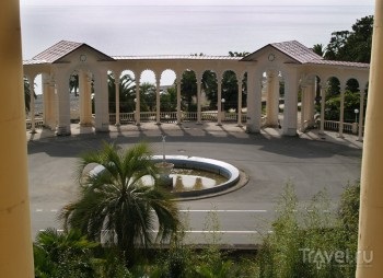 Colonnade in Gagra cím fotók - hogyan érhető el