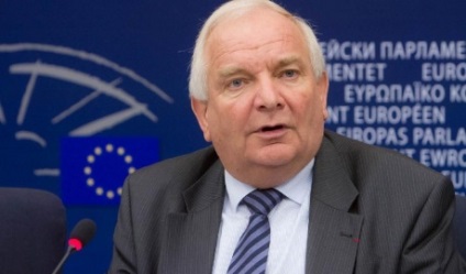 Cel mai mare partid european a cerut oprirea asistenței acordate Republicii Moldova și revizuirea acordului