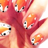 Chanterelle on nails (idei de design foto)