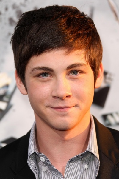 Logan Lerman și prietena lui, despre care întâlnește actorul, știri și fotografii 2017