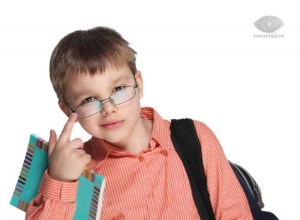A szemüvegek és kontaktlencsék gyermekeknél, megtanulják kiválasztani a megfelelő szemüveget és lencséket a gyermek számára