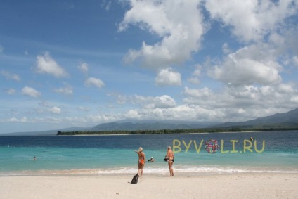 Insulele gili în Indonezia, descrierea odihnei pe gili, vârful și fotografia turistului