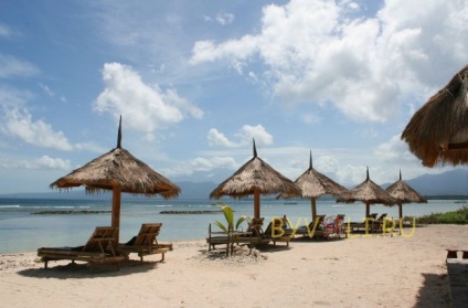 Insulele gili în Indonezia, descrierea odihnei pe gili, vârful și fotografia turistului