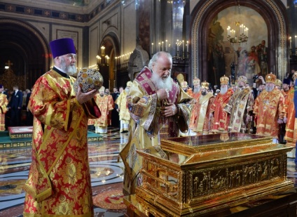 Patriarhul Chiril îndeamnă să se roage lui Nicolae, miraculos, despre unificarea cu catolicii