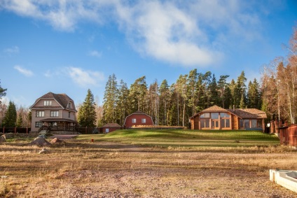 Manor lângă Golful Finlandei - o casă într-o casă de păstrare