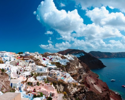 O nuntă frumoasă în străinătate în Santorini