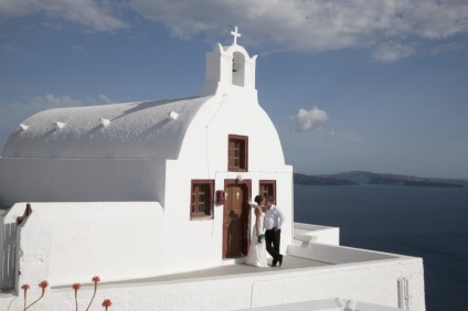 Egy gyönyörű esküvő külföldön Santoriniban