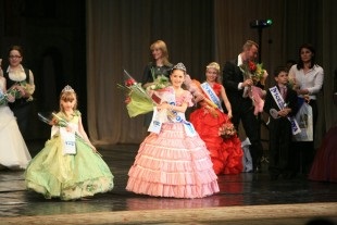 Finala concursului de creație pentru copii mini-miss și mini-mister moldova se apropie de 2010 - oameni -