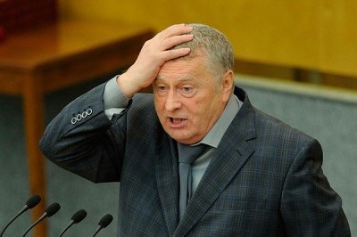 Промоклий під дощем жириновский вимагає розпуску мосгідромета