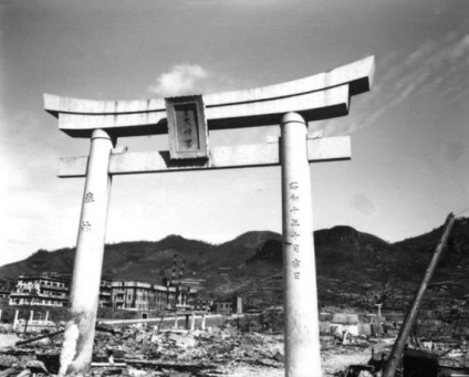 Fotografiile rare ale lui Hiroshima și Nagasaki, care au avut loc la aniversarea tragediei