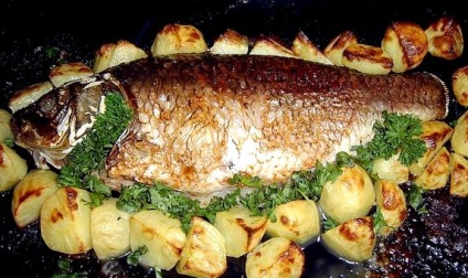 Pește coapte în cuptor cu legume într-o foaie de prescripție cu fotografii, un blog culinar