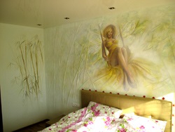 Pictura in perete in dormitor, design interior