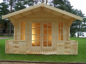 Grădină case pentru cabane cu verandă avantajele lor și echipamente, o fotografie de o terasă de vară