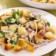 Csirke saláta uborka recepttel