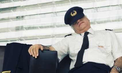 Secrete de stewardesi despre ceea ce companiile aeriene tăgăduiesc