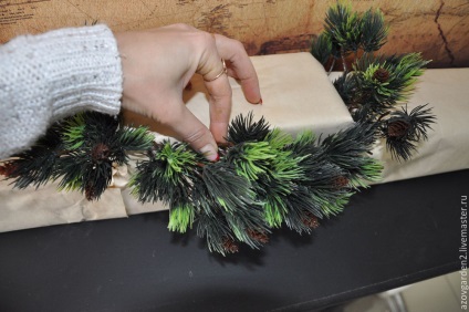Creați o compoziție de Anul Nou pentru un șemineu din plante artificiale - târg de meșteșugari - manual