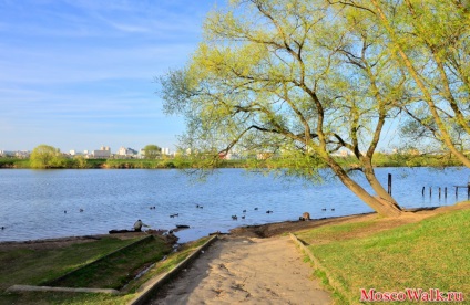 Stânca de lunci Stroginsky - plimbări în Moscova, plimbări