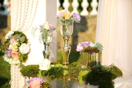 Esküvői virágkert, esküvői dekoráció, díszítés a Krím-i teremben