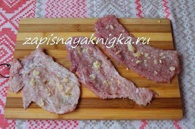 Carne de porc cu umplutură