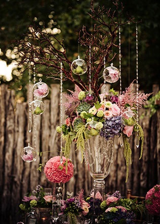 Inspirație floristica nunții neobișnuite