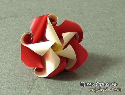 Primii crocusi în tehnica origami - modul de origami