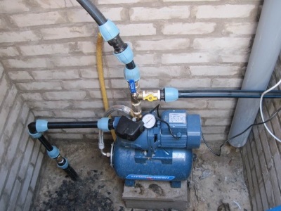 Selectăm și instalăm o pompă de apă pentru udarea grădinii țării