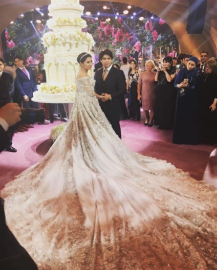 În rochia pentru 600 de mii de dolari fiica căsătorită a unui oligarh tadjik - știri, caravană