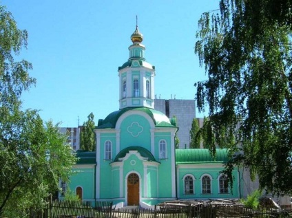 Templomok és templomok Voronezh cím, fotó és leírás