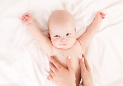 Care sunt cauzele respirației șuierătoare și ce trebuie să faceți dacă un nou-născut are șuierătoare