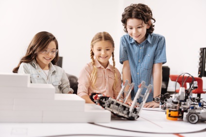 De ce să cumpărați kituri pentru robotică educațională în școală, articole, în lumea unui designer