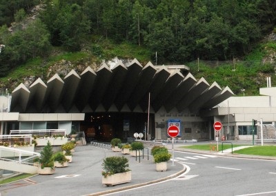 De ce tunelurile au nevoie de tuneluri?