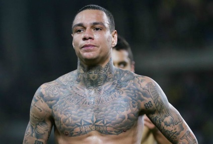 10 Cei mai tatuați jucători de fotbal din lume