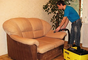5 motive pentru a comanda curatarea uscata a mobilierului tapitat pentru profesionisti
