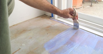Mi és hogyan kell festeni a padló a fa, beton padló, rétegelt lemez