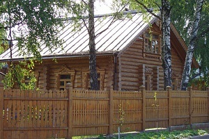Constructii de case din lemn, case pentru taiere manuala