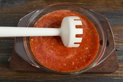 Homemade tomate ketchup chili