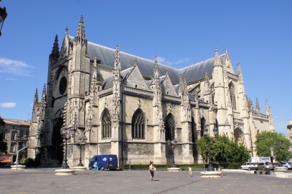 Atracții în Bordeaux