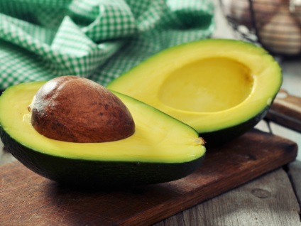 Măști exotice pentru păr cu rețete de avocado, reguli și metode de pregătire