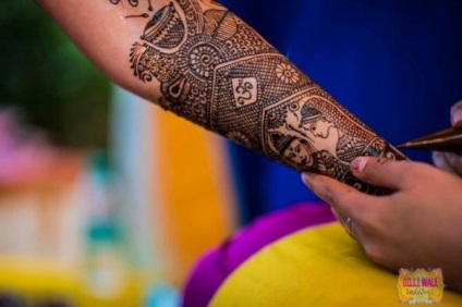 Aceste tatuaje de nuntă de fete indiene - aceste opere de artă - sursa de bine