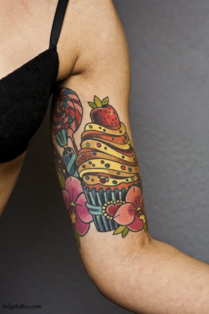 Fotografie și semnificația unui tort de tatuaj