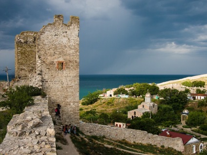 Catedrala din Cetatea Feodosilor, Crimeea