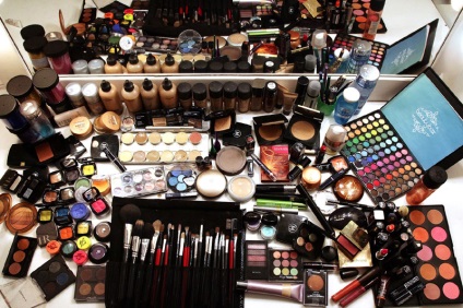 Cum să cumpărați produse cosmetice prin intermediul magazinelor online americane
