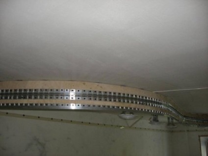 Как да инсталираме опънати тавани на две нива с техните ръце на снимки и видеоклипове