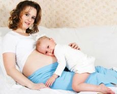 Alăptarea în timpul sarcinii