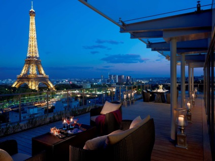 Gyönyörű lakás design Párizsban, kilátással az Eiffel-toronyra