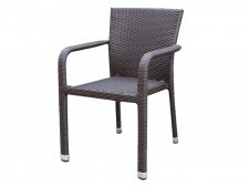 Un set de bug-uri pentru mobilier din rattan 01