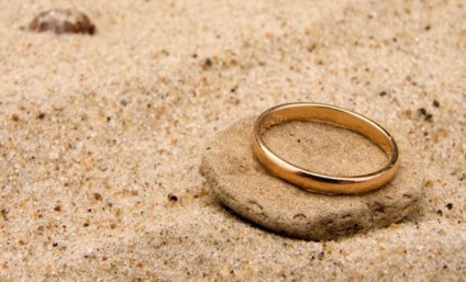 Inele de nunta reprezinta semnele populare ale inelului superstitiilor inelului