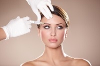 Revizuirea produselor cosmetice pentru îngrijirea pielii și a părului
